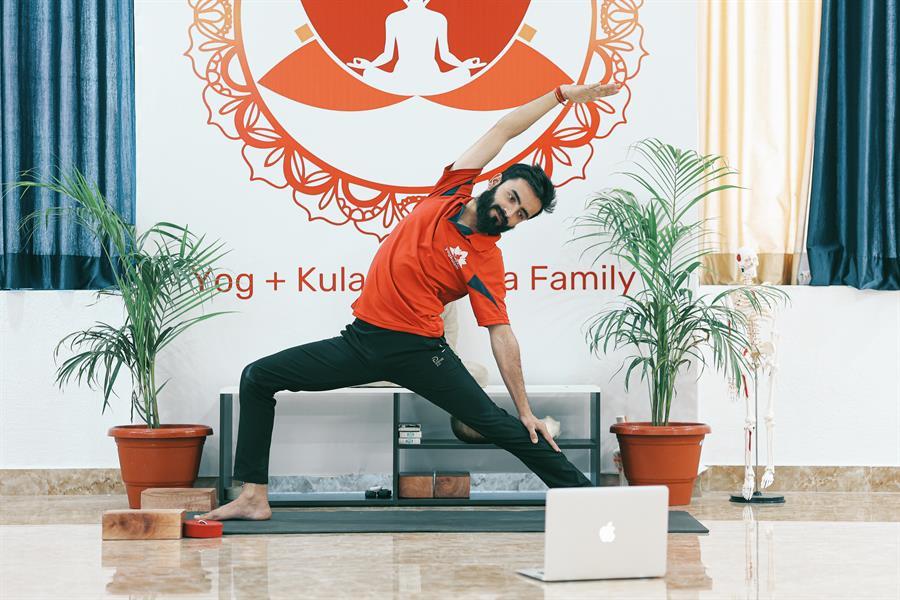 Online Yoga Teacher Trainig - Rishikesh Yogkulam